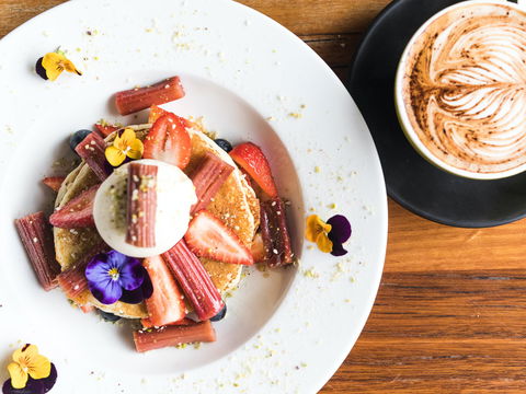 Carriage Cafe - Accommodation BNB 0
