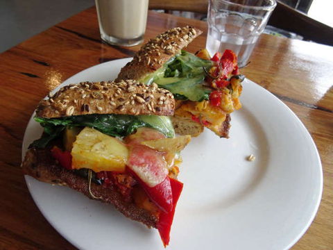 Grounded House - Accommodation BNB 0