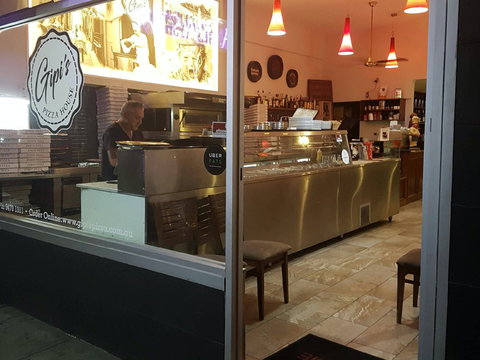 Gipi's Pizza House - Accommodation BNB 0