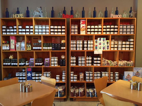 Perenti Cafe - Accommodation BNB 0