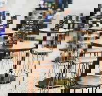 Quikshot Cafe - Accommodation BNB