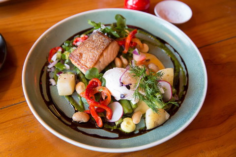 Black Bull Tapas Bar And Restaurant - Accommodation BNB 2