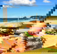 Ciccio's Surfbeach Cafe - Accommodation BNB