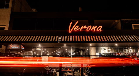 Verona Italian Restaurant & Wine Bar - Accommodation BNB 0
