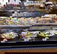 Caf Vue at Melbourne Airport - Accommodation BNB