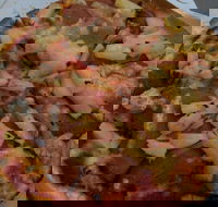 Eat Pizza - Accommodation BNB