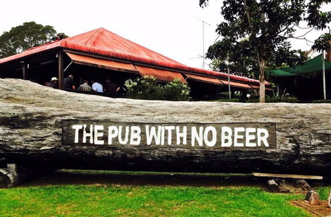 The Pub With No Beer - Accommodation BNB 1