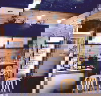Magic Momo Kafe - Accommodation BNB
