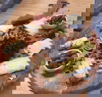 The Long Yard Larder - Accommodation BNB