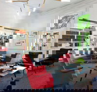 The Grill - The Stirling Hotel - Accommodation BNB