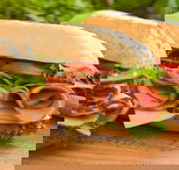 Subway - Parkwood - Accommodation BNB