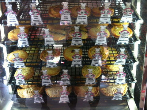 Red Neds Gourmet Pie Bar - Accommodation BNB 0