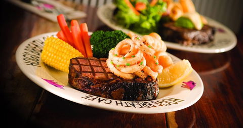 Hog's Australia's Steakhouse - Redcliffe - Accommodation BNB 0