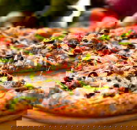 Pizza Hut - Elanora - Accommodation BNB