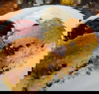 Cafe Madeleine - Accommodation BNB