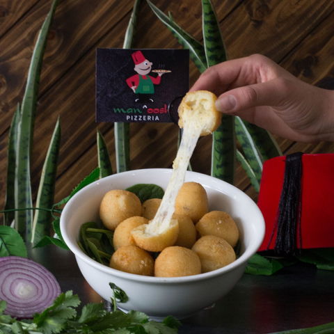 Manoosh Pizzeria - Caringbah - Accommodation BNB 0