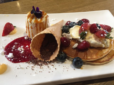 Zouz Cafe - Accommodation BNB 0