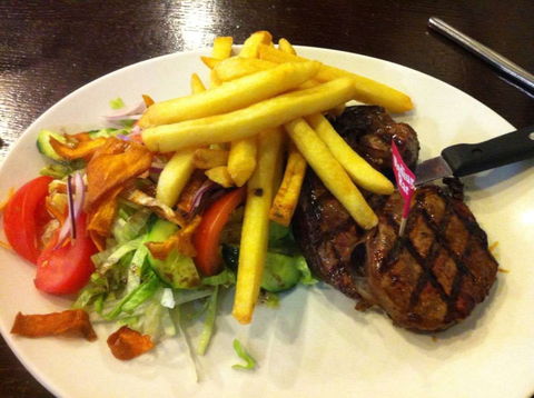 Central Cafe Queanbeyan - Accommodation BNB 0