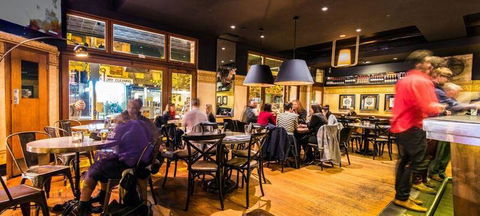 Back To Bacchus Cafe - Accommodation BNB 3
