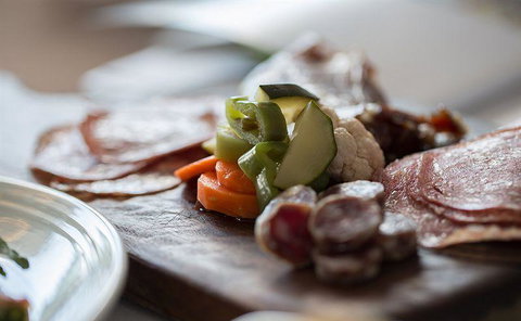 Palette Cafe - Accommodation BNB 11