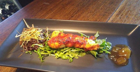 Mischief And Mayhem Wine Lounge - Accommodation BNB 6