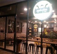 Munkeeskins Cafe - Accommodation BNB