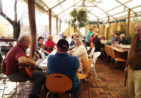 Ken's Humble Pie Shop - Accommodation BNB 7