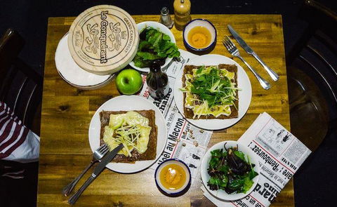 Roule Galette Carnegie - Accommodation BNB 6