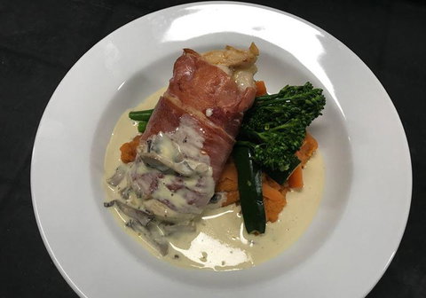 Diggers By The Park Brasserie - Accommodation BNB 5