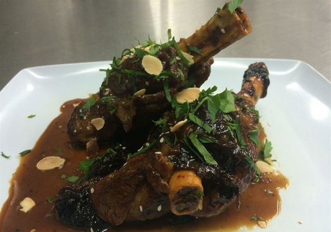 Famished Homestyle Food Bar - Accommodation BNB 7