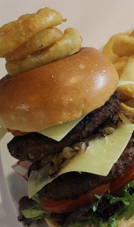 The Loft Caringbah - Accommodation BNB 13