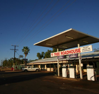 Ti Tree Roadhouse - Accommodation BNB