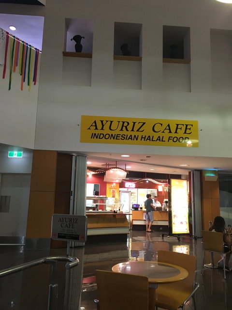 Ayuriz Cafe - Accommodation BNB 2