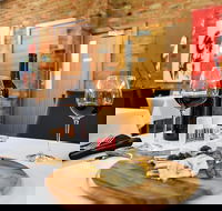 Highlander Restaurant - Accommodation BNB