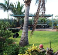 Devils Marbles Hotel - Accommodation BNB