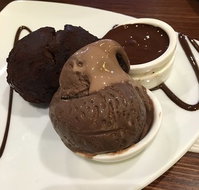 Max Brenner - Accommodation BNB