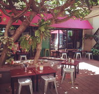 Four Birds - Accommodation BNB