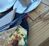 Nourish Me Cafe - Accommodation BNB