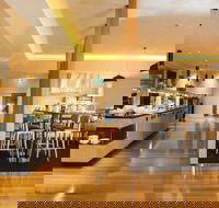 Altitude Restaurant  Lounge Bar - Accommodation BNB