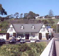 Bridge Hotel Forth - Accommodation BNB