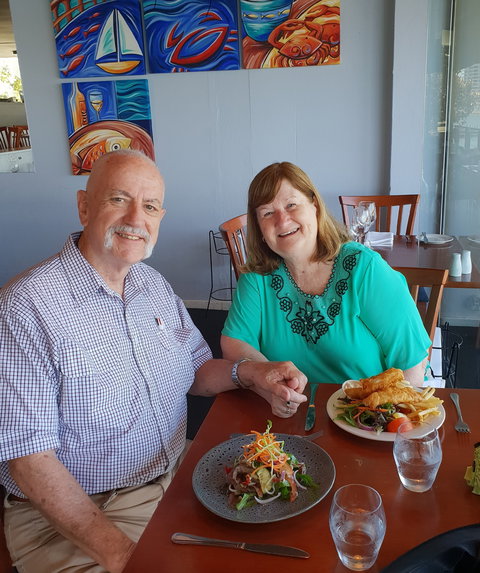 Redmanna Waterfront Restaurant - Accommodation BNB 9