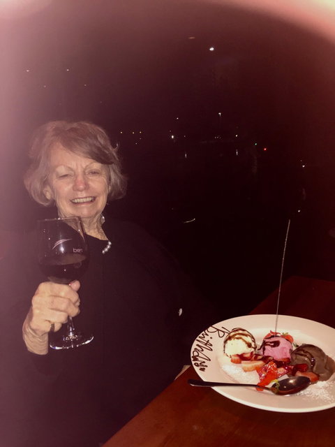 Redmanna Waterfront Restaurant - Accommodation BNB 6