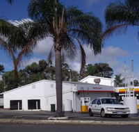 Hillview Roadhouse Motel Restaurant - Accommodation BNB