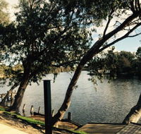 Ravenswood Hotel - Accommodation BNB