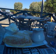 Cafe A Moore Licensed Cafe - Accommodation BNB