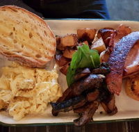 Froth  Fodder Cafe - Accommodation BNB