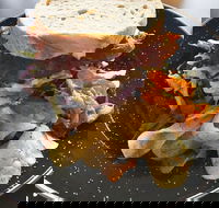 Salem Cafe - Accommodation BNB