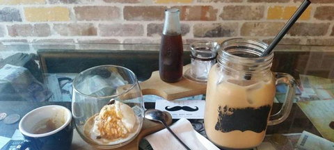 Flying Horse Bar & Brewery - Accommodation BNB 3