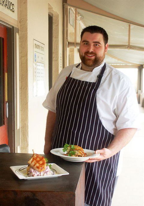 Sevenhill Hotel - Accommodation BNB 24