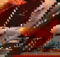 Three Wolves - Accommodation BNB